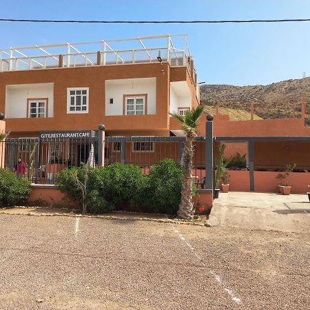 Banana House Hotel Tamri Ngoại thất bức ảnh